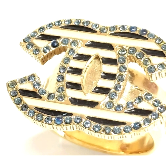 Chanel CC Crystal & Enamel Ring 05A Collection Authentic Vintage Rare - Picture 1 of 9
